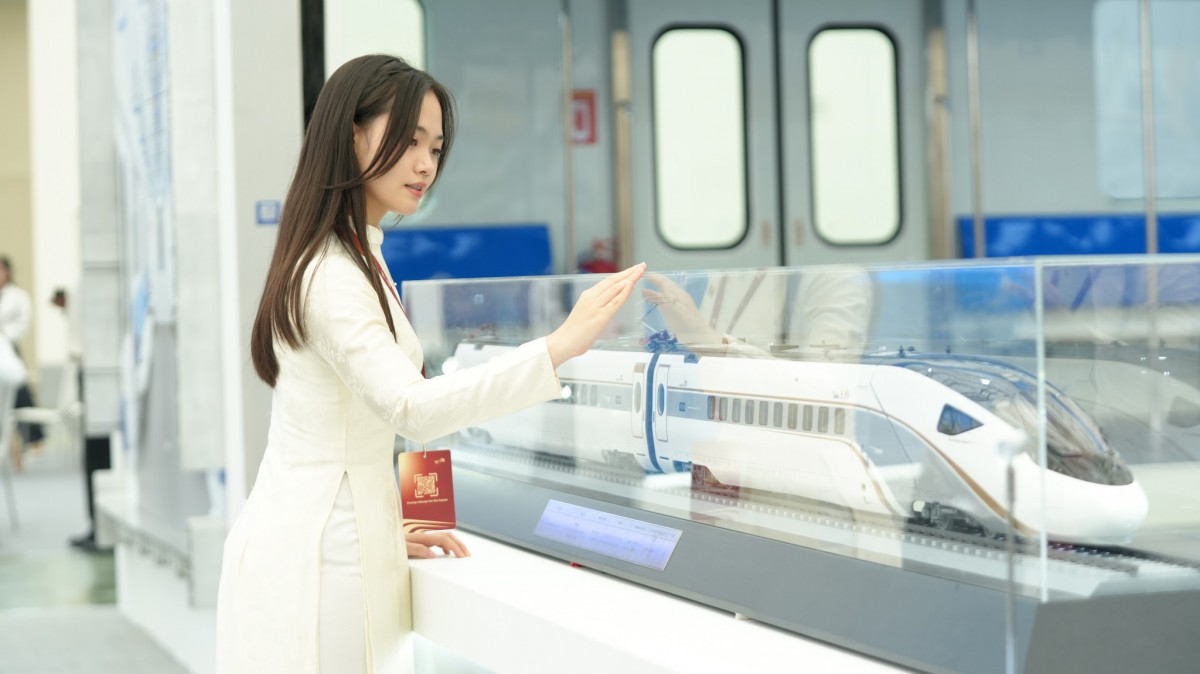 Một mô hình được trưng bày tại triển lãm Một mô hình được trưng bày tại triển lãm