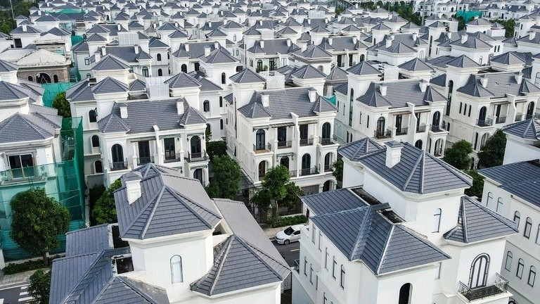 Cổ phiếu Vinhomes xuống thấp nhất 6 tháng, VN-Index mất hơn 14 điểm
