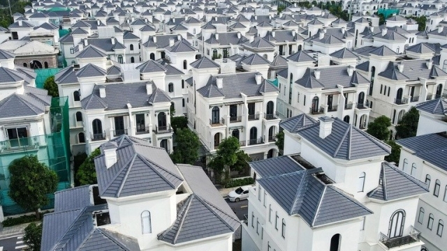 Cổ phiếu Vinhomes xuống thấp nhất 6 tháng, VN-Index mất hơn 14 điểm