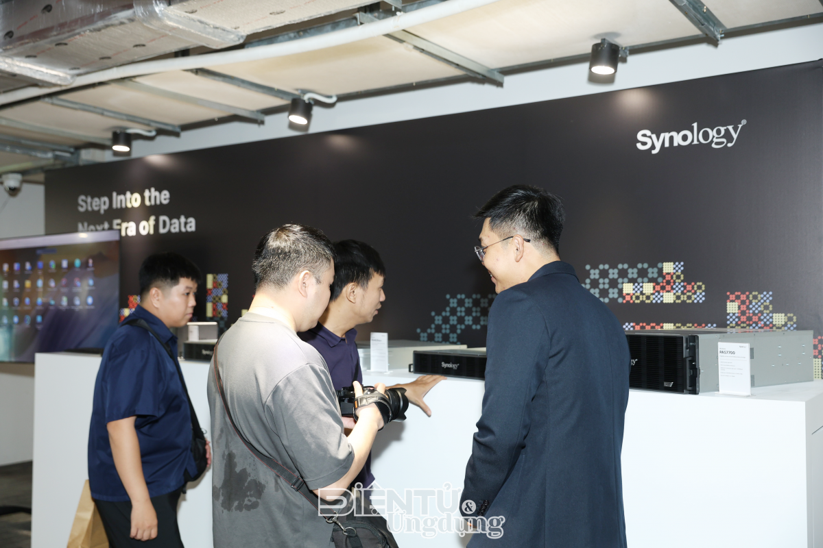 Synology: Nền tảng dữ liệu an toàn là chìa khóa để doanh nghiệp Việt khai phóng AI Synology: Nền tảng dữ liệu an toàn là chìa khóa để doanh nghiệp Việt khai phóng AI