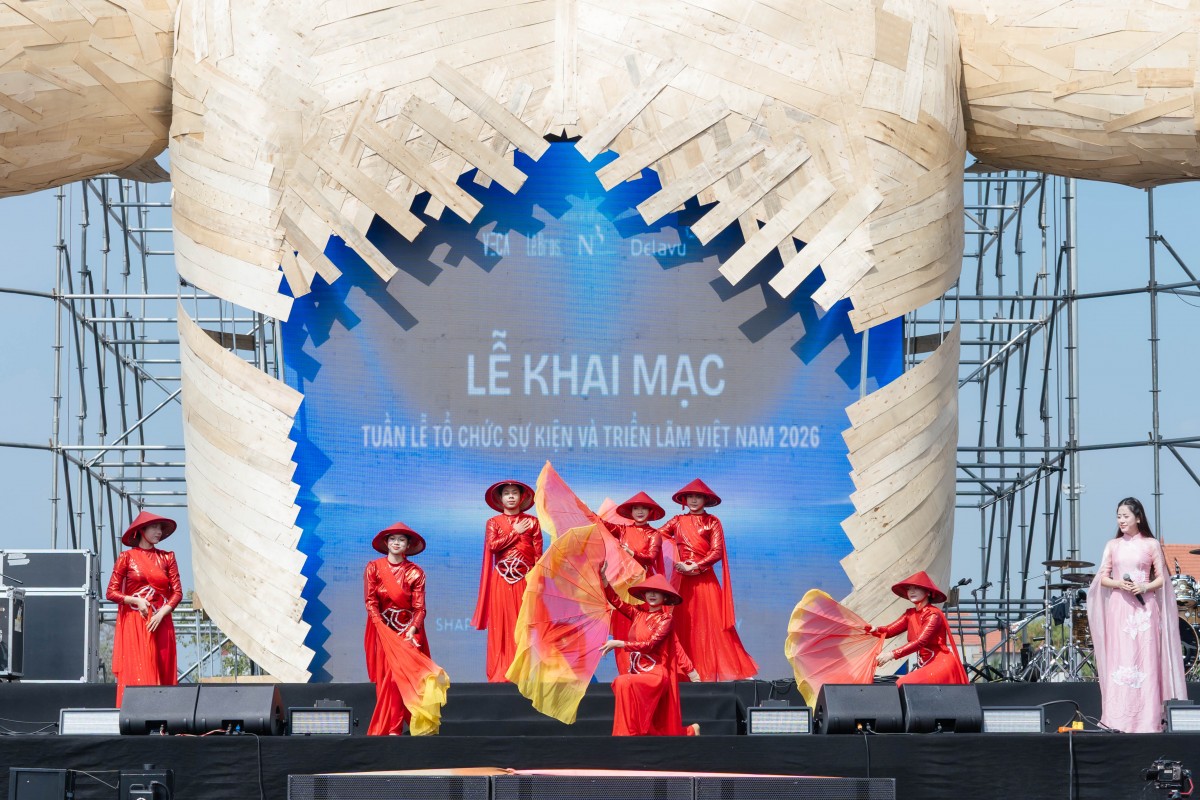 VEEW 2026 hội tụ doanh nghiệp sự kiện, triển lãm, biểu diễn và dịch vụ cưới VEEW 2026 hội tụ doanh nghiệp sự kiện, triển lãm, biểu diễn và dịch vụ cưới