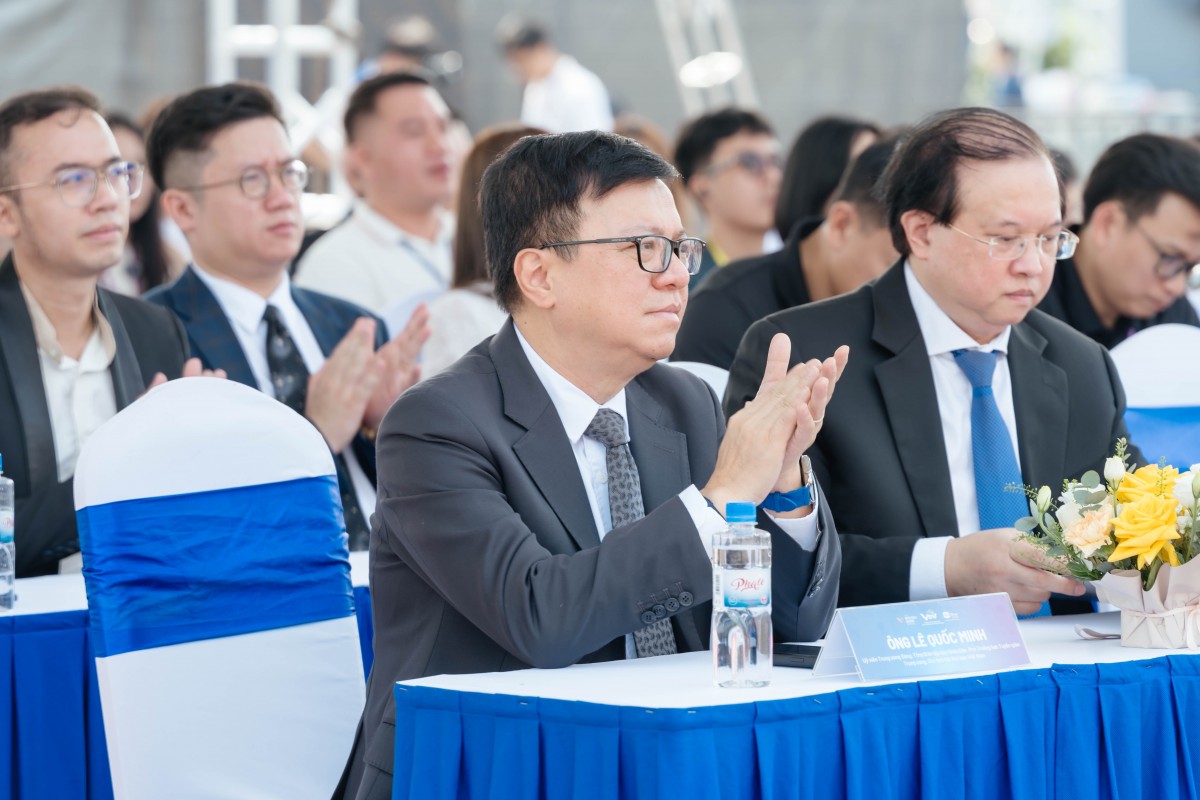 VEEW 2026 hội tụ doanh nghiệp sự kiện, triển lãm, biểu diễn và dịch vụ cưới VEEW 2026 hội tụ doanh nghiệp sự kiện, triển lãm, biểu diễn và dịch vụ cưới