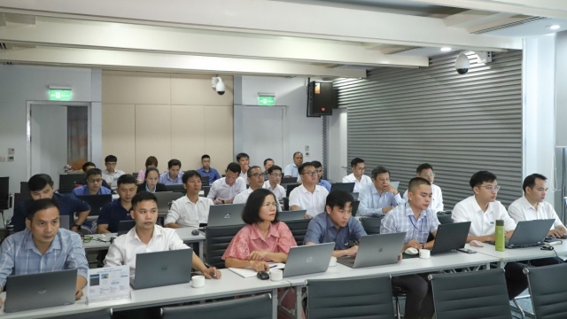 EVN tổ chức đào tạo chuyên sâu về hệ thống pin lưu trữ năng lượng BESS