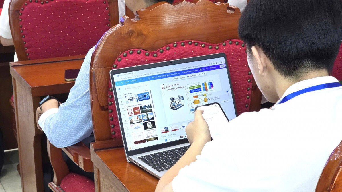 Với định hướng gắn nghiên cứu học thuật với khả năng ứng dụng, VEDC 2026 góp phần nuôi dưỡng tinh thần đổi mới sáng tạo, khuyến khích sinh viên chủ động tiếp cận công nghệ mới.