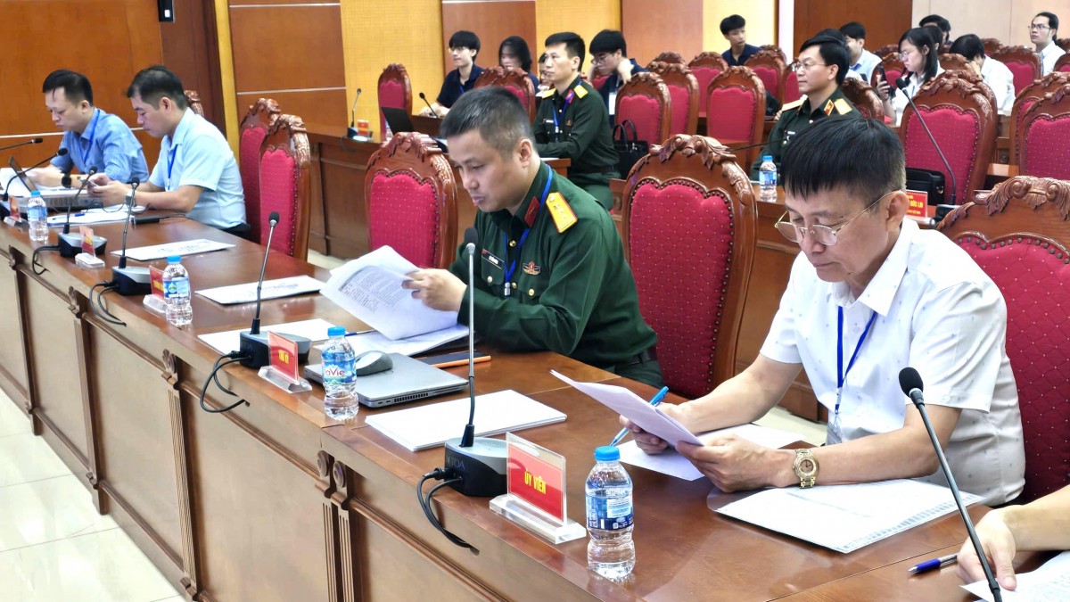 Các thành viên Ban Giám khảo 