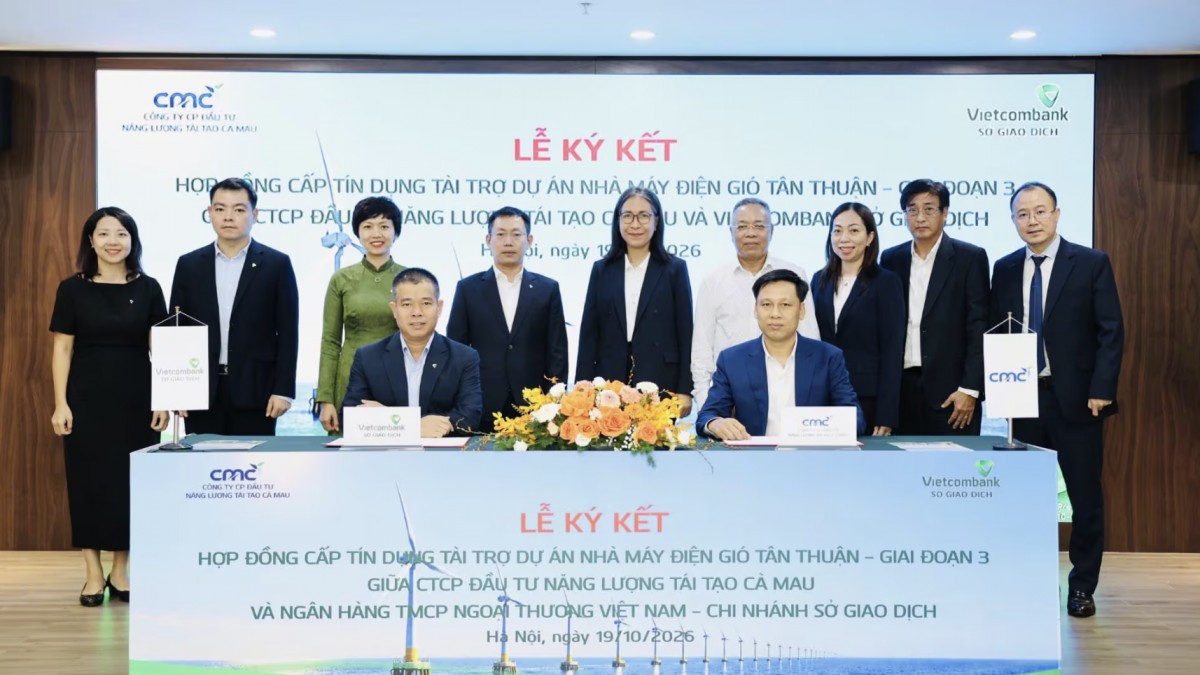 Vietcombank ký hợp đồng tín dụng tài trợ dự án điện gió Tân Thuận giai đoạn 3