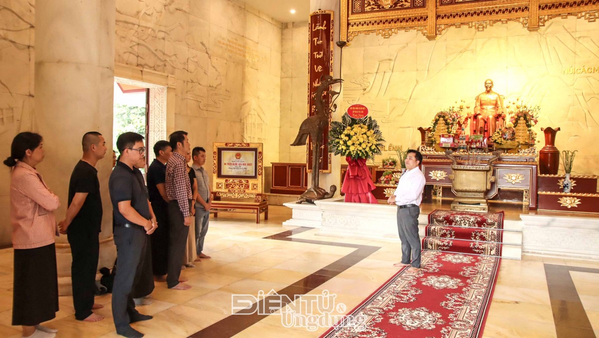 Tạp chí Điện tử và Ứng dụng tiên phong hưởng ứng lời kêu gọi phát triển du lịch của Chủ tịch UBND tỉnh Cao Bằng