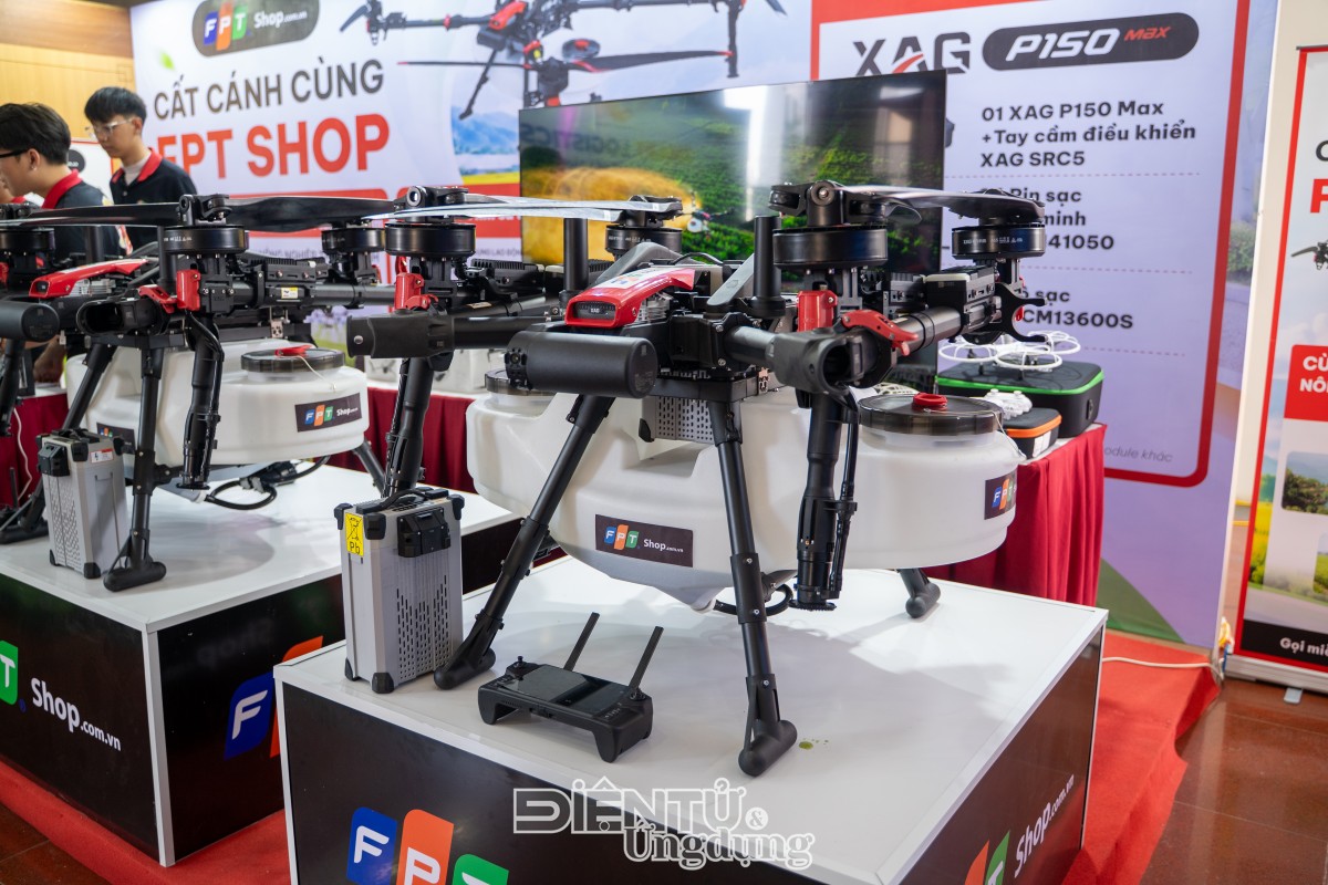 FPT Shop đồng hành cùng Điện Biên phát triển mô hình UAV trong nông nghiệp