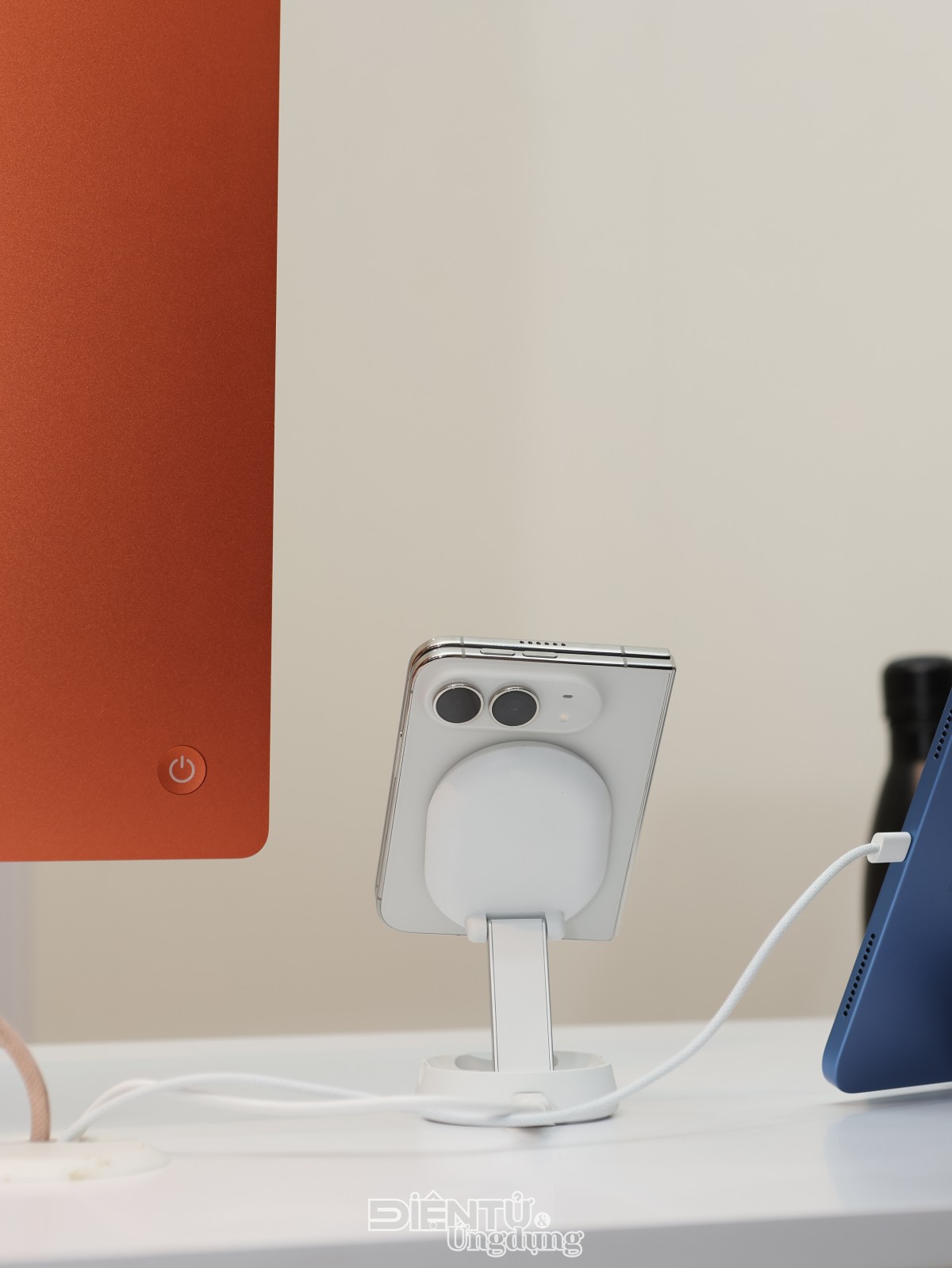 Minh Tuấn Mobile mở bán iPhone Duo, tiếp tục cam kết 