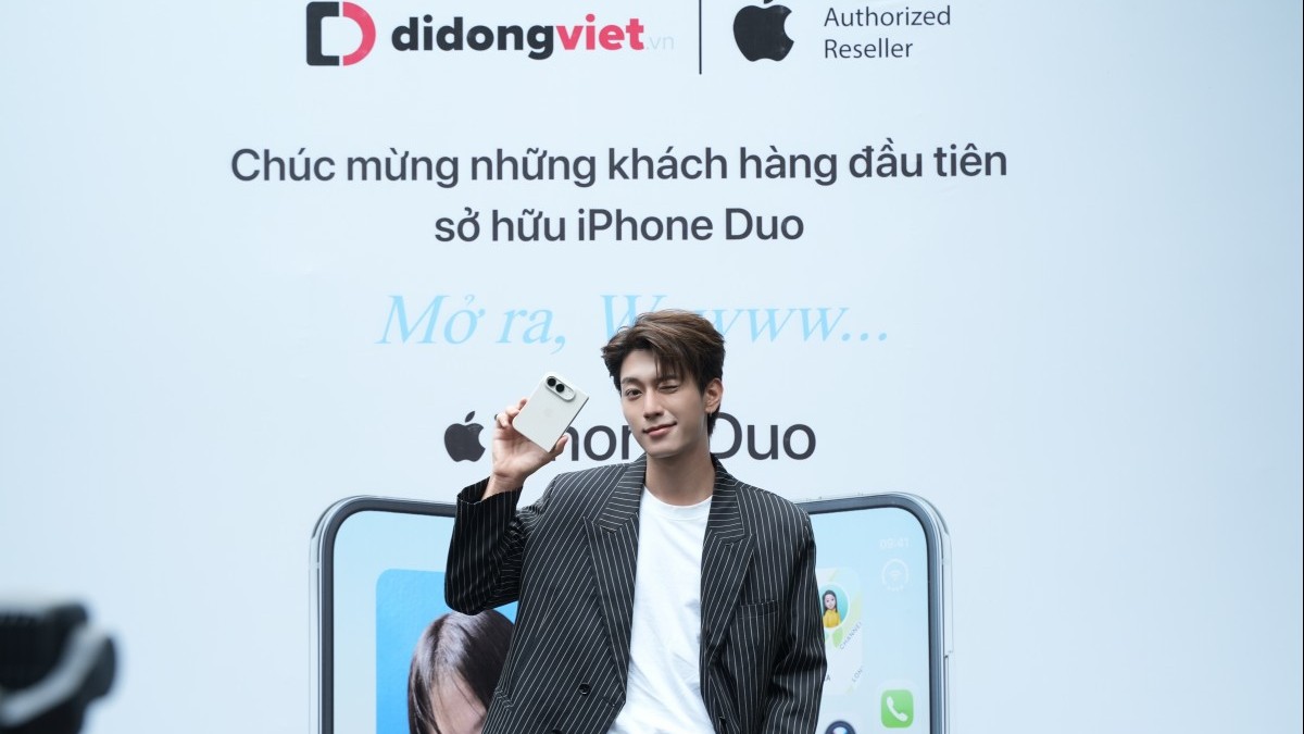 Di Động Việt mở bán iPhone Duo ở nhà hàng, mời khách ăn sáng uống cafe, nhận máy sang chảnh