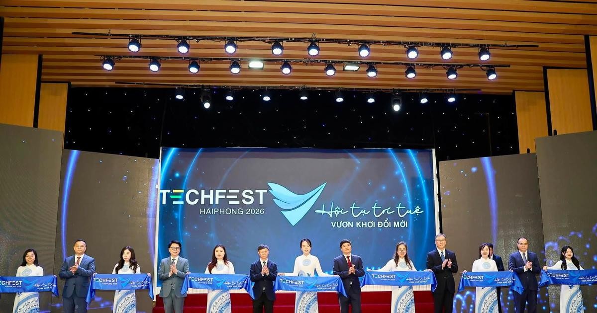 Các đại biểu tham dự lễ khai mạc Techfest Hải Phòng 2026, sự kiện thúc đẩy hệ sinh thái khởi nghiệp sáng tạo của thành phố. Ảnh: Đại Đoàn Kết.