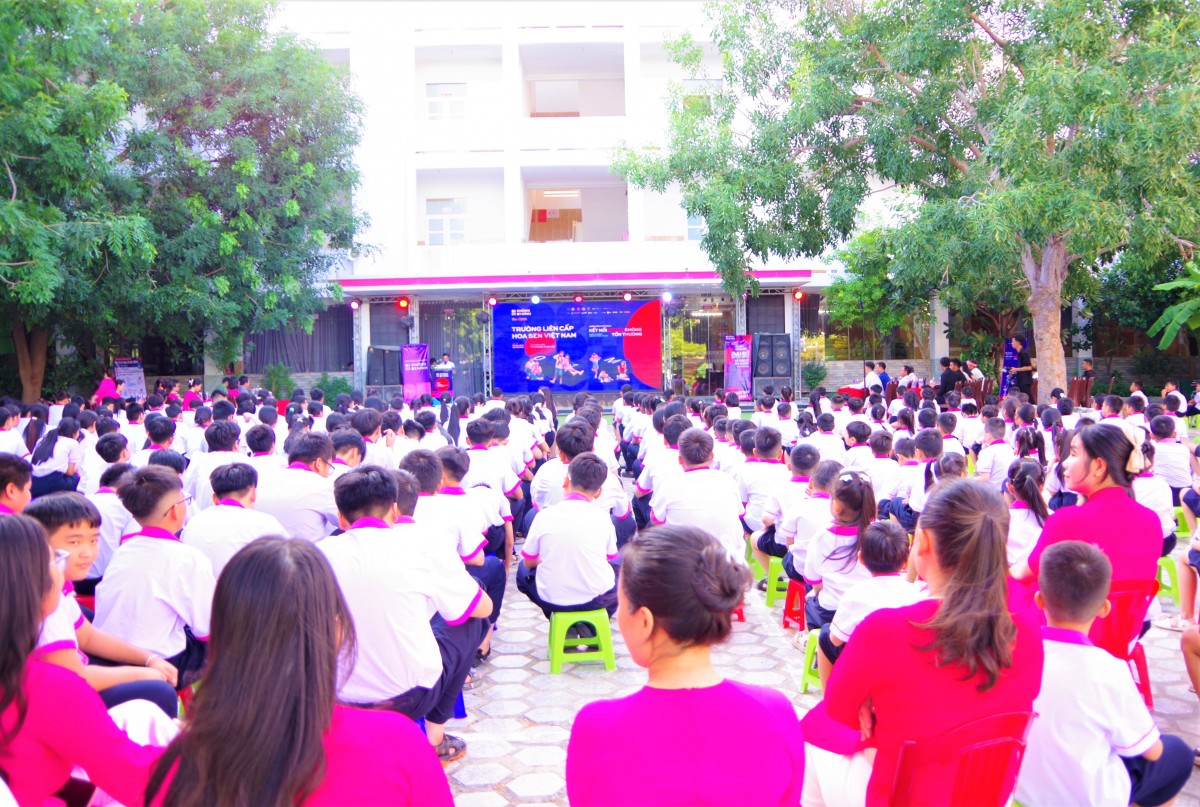 Khánh Hòa: Lan tỏa Chiến dịch “Không một mình 2026” tại Trường Liên cấp Hoa Sen