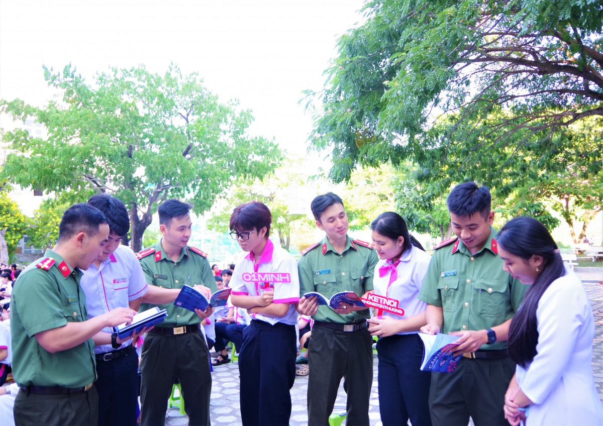 Khánh Hòa: Lan tỏa Chiến dịch “Không một mình 2026” tại Trường Liên cấp Hoa Sen