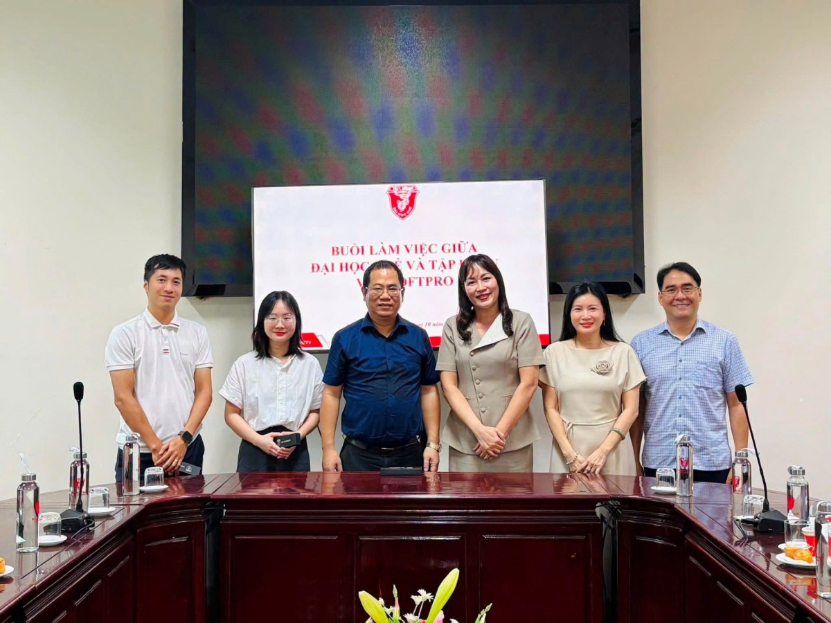 Tập đoàn Vietsoftpro và Đại học Huế thúc đẩy hợp tác phát triển văn hóa số, công nghiệp văn hóa Tập đoàn Vietsoftpro và Đại học Huế thúc đẩy hợp tác phát triển văn hóa số, công nghiệp văn hóa
