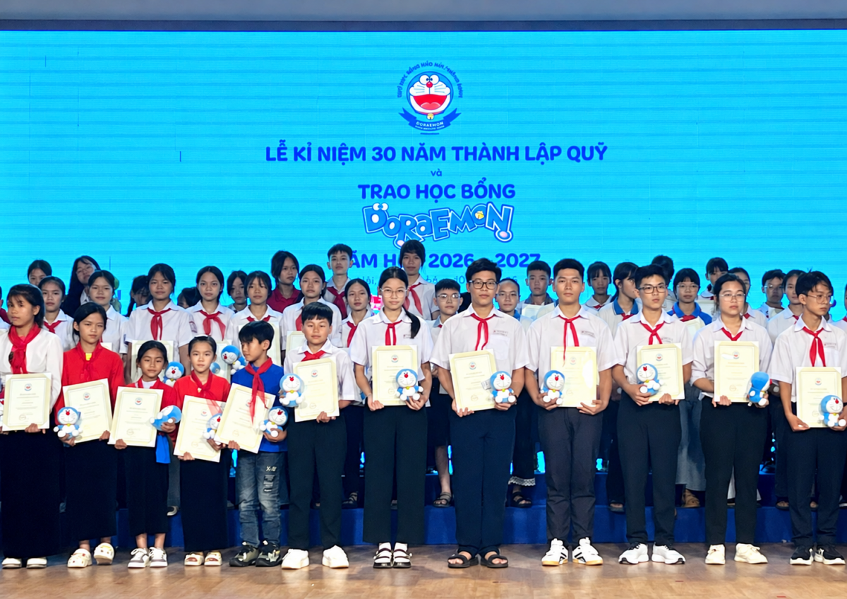 Quỹ Doraemon trao 490 suất học bổng cho học sinh vượt khó Quỹ Doraemon trao 490 suất học bổng cho học sinh vượt khó