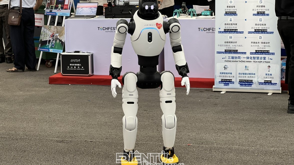 Khi robot làm việc nặng, con người tạo ra giá trị lớn hơn