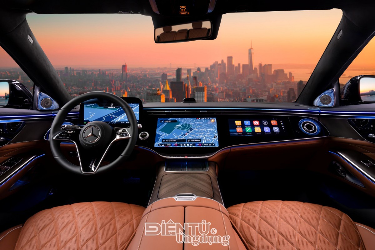 “The Icons, Electrified” của Mercedes-Benz