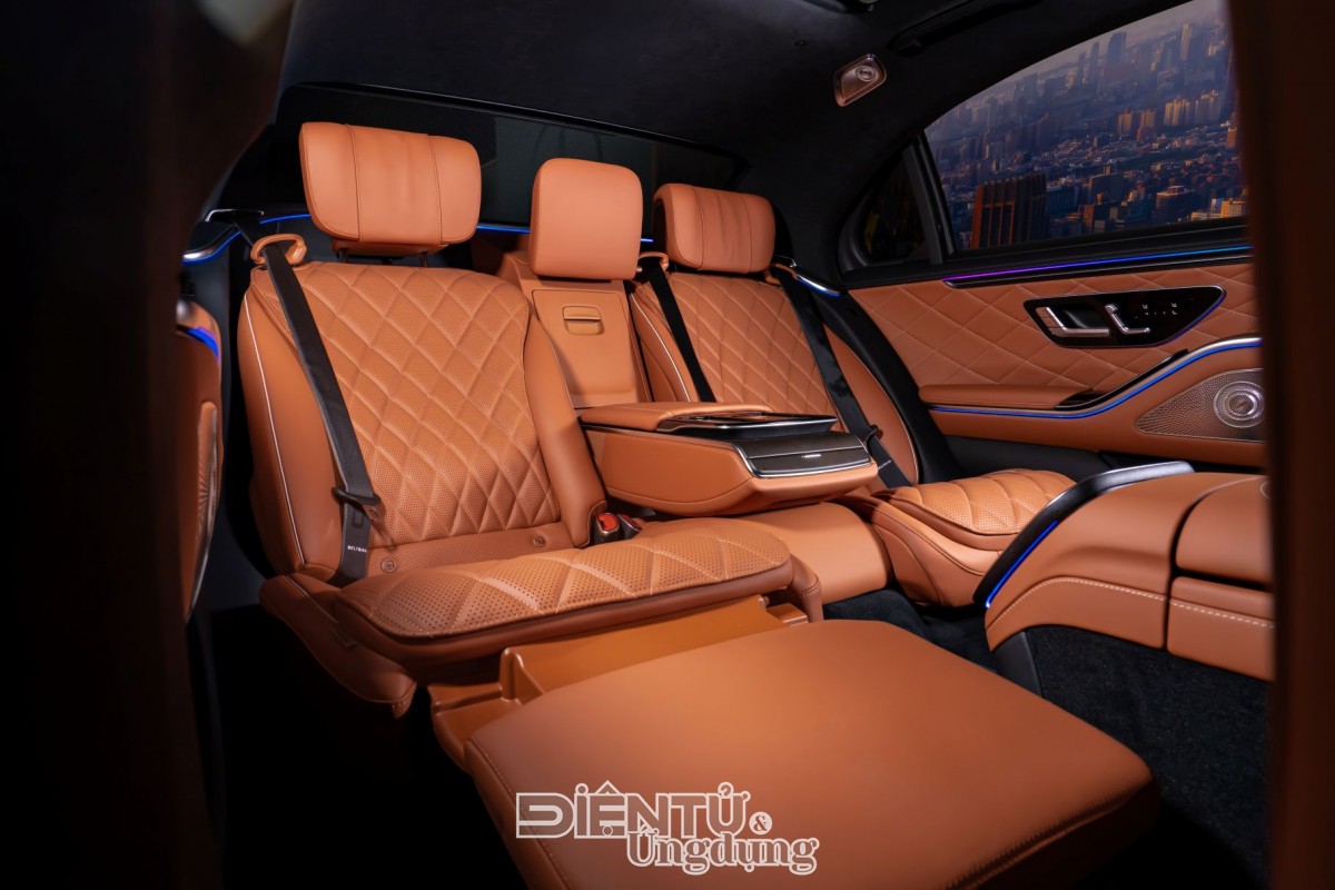 “The Icons, Electrified” của Mercedes-Benz