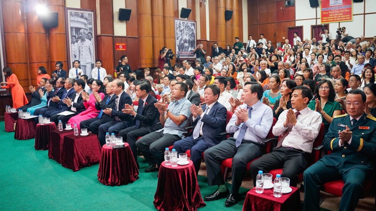 70 năm Hãng phim Tài liệu và Khoa học Trung ương đồng hành cùng đất nước 70 năm Hãng phim Tài liệu và Khoa học Trung ương đồng hành cùng đất nước