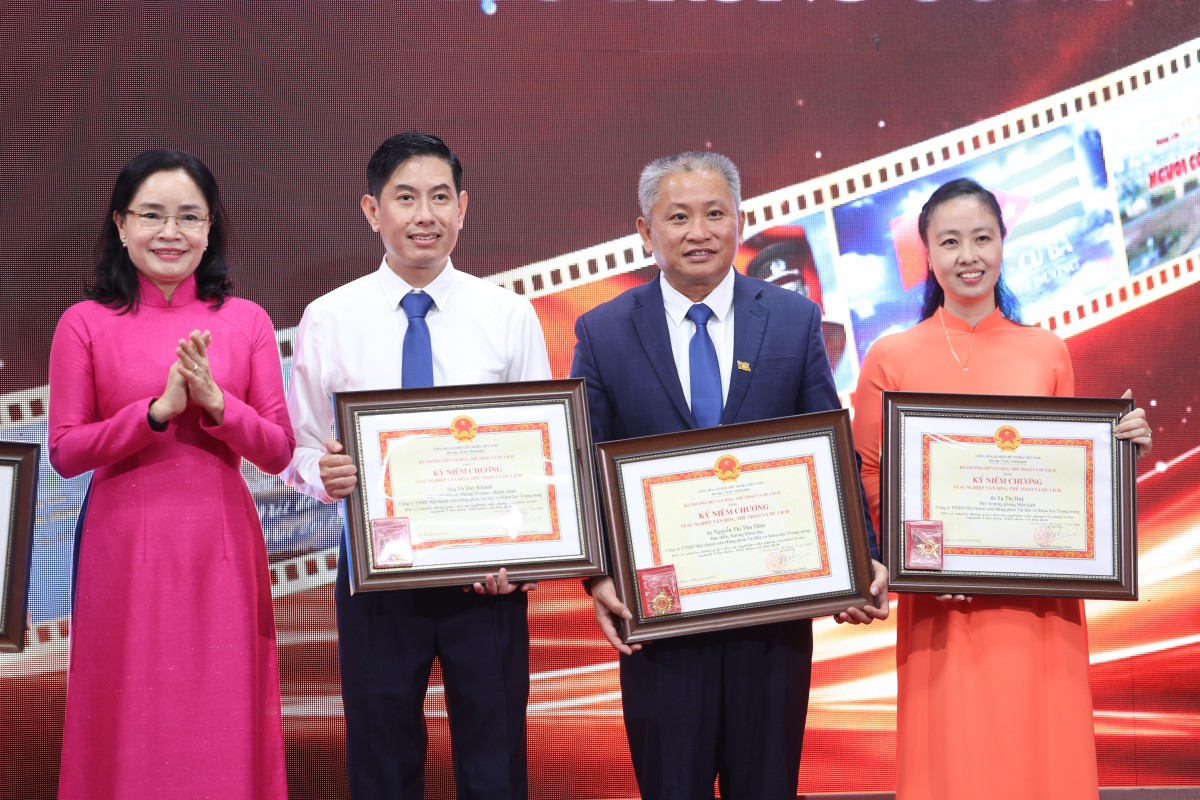 70 năm Hãng phim Tài liệu và Khoa học Trung ương đồng hành cùng đất nước 70 năm Hãng phim Tài liệu và Khoa học Trung ương đồng hành cùng đất nước