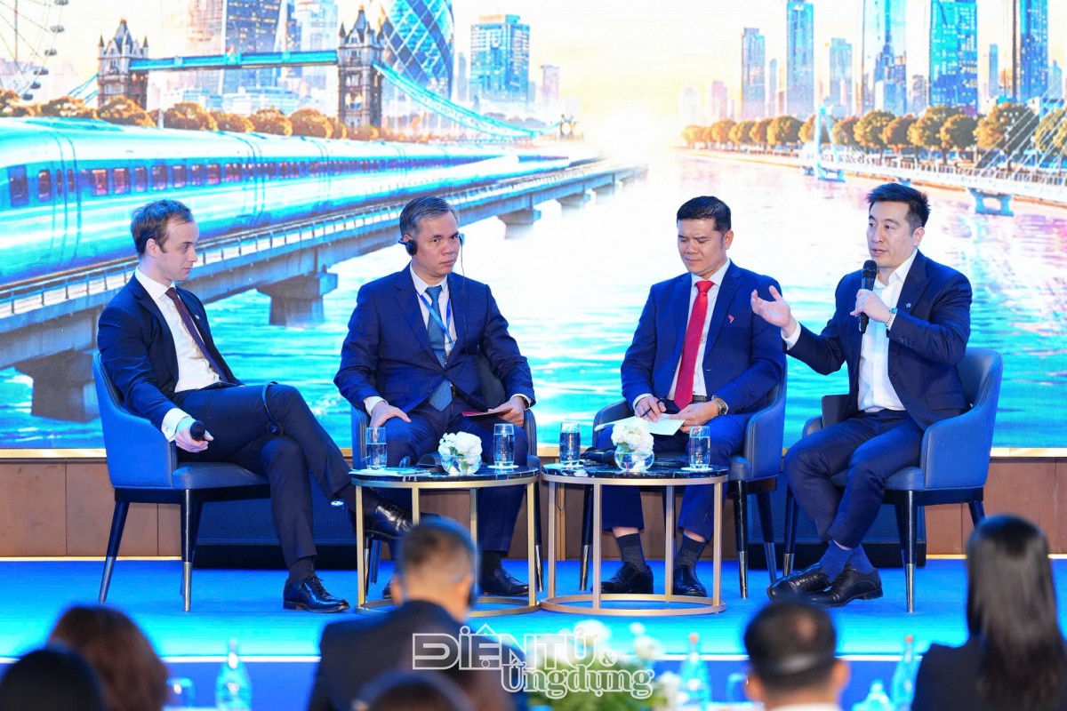 Thấy gì từ bài toán thu hẹp 'khoảng trống bảo vệ'