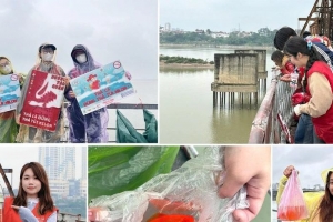 Gen Z làm "Đường Táo Quân" gìn giữ Tết xưa