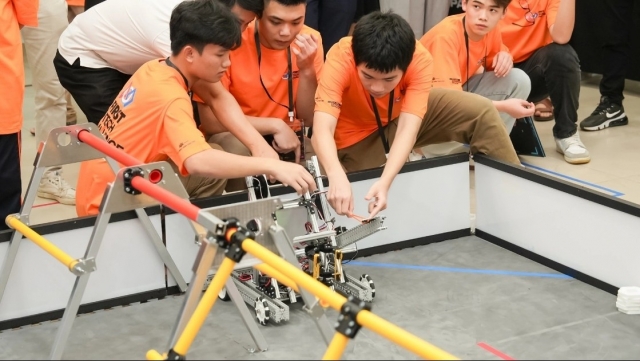 Trí thức trẻ Việt Nam toàn cầu hiến kế chuyển đổi số và phát triển bền vững