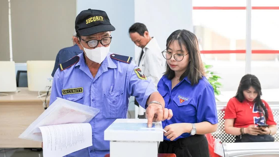 Chặn tin giả trong kỷ nguyên AI
