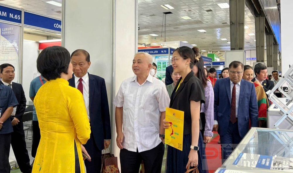 200 doanh nghiep den tu nhieu quoc gia va vung lanh tho tham du viif 2024