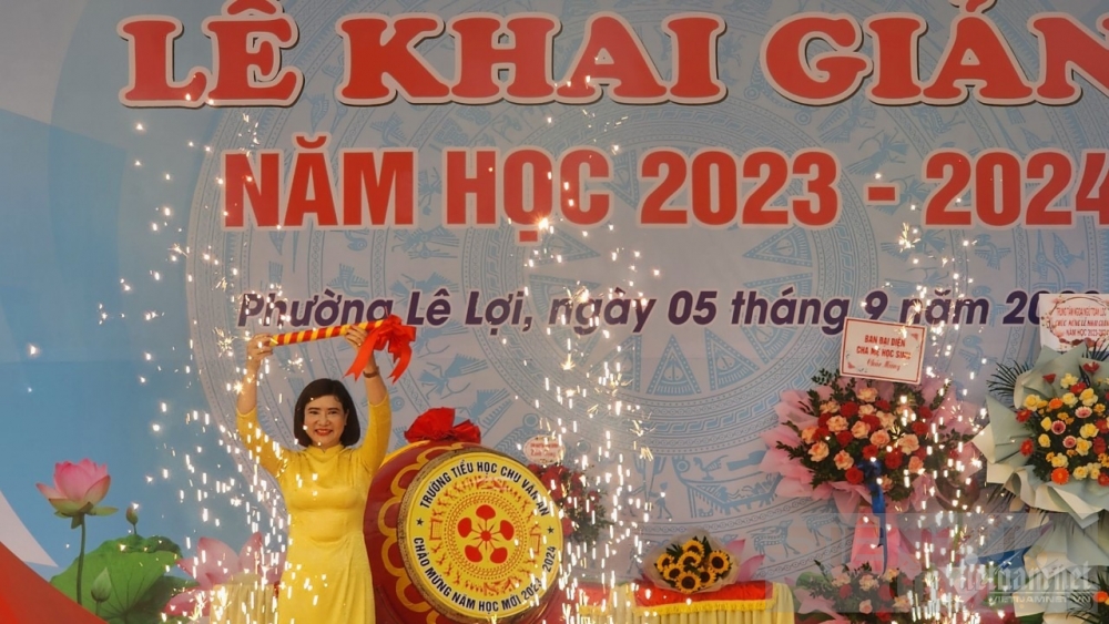 23 trieu hoc sinh buoc vao nam hoc 2023 2024 tiep tuc doi moi chieu sau