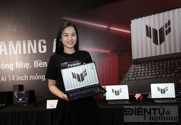 ASUS ROG trình làng loạt sản phẩm laptop gaming AI trước thềm năm học mới