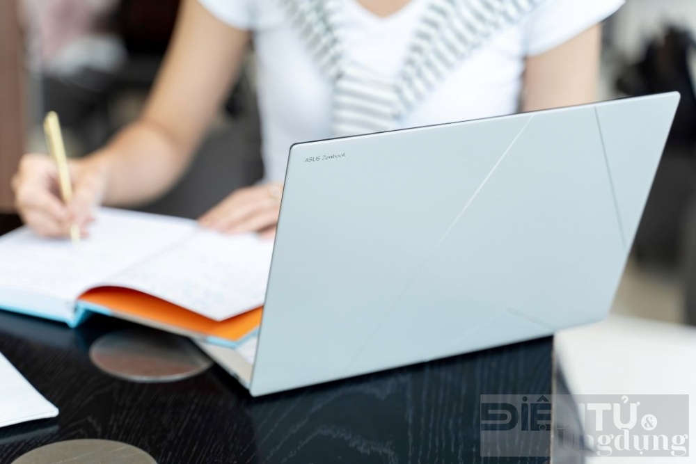 asus zenbook s 14 laptop ai intel copilot pc sieu mong nhe