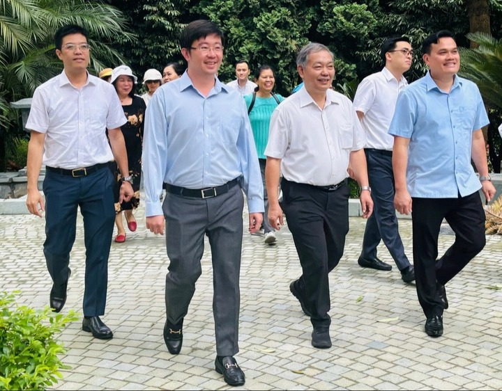 bo tttt hanh huong ve nguon nhan ky niem 79 nam ngay truyen thong nganh tttt