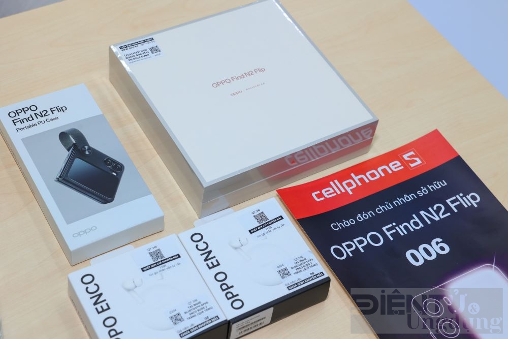 cellphones mo ban 300 suat dat truoc find n2 flip