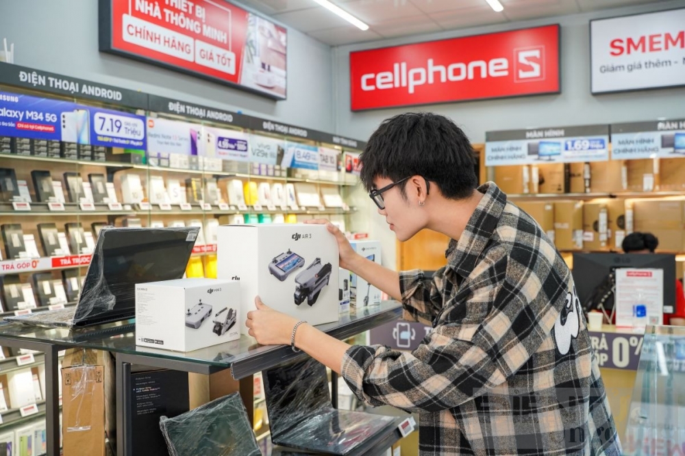 CellphoneS mở rộng thêm ngành hàng thiết bị bay và máy ảnh KTS