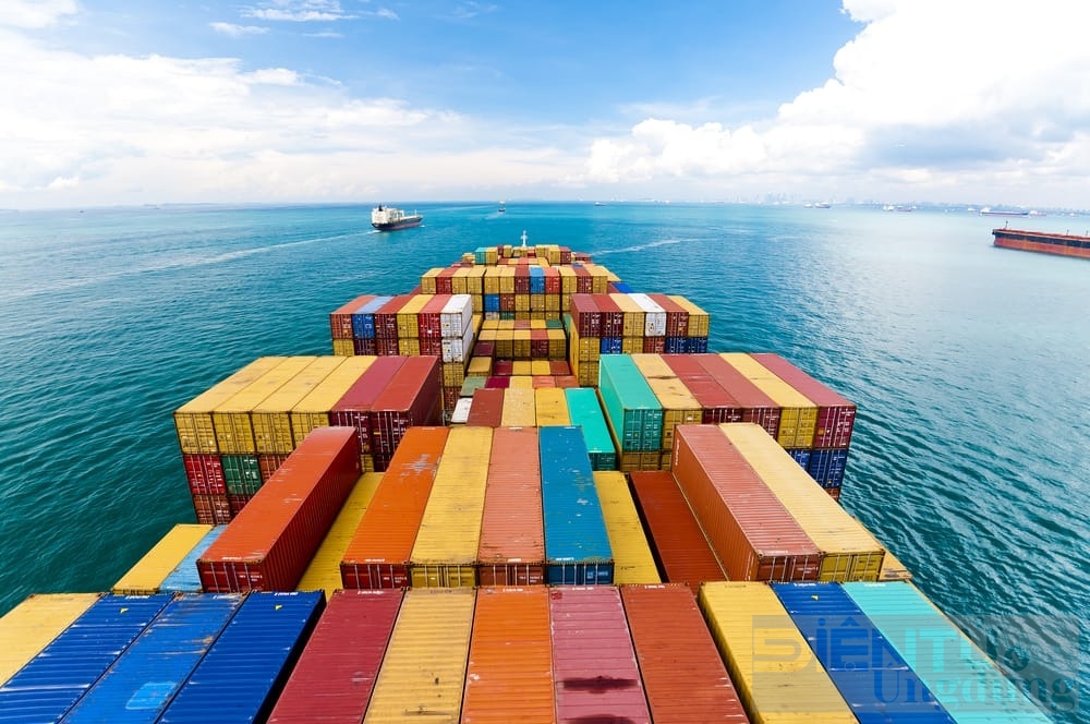 Cước vận tải container tăng mạnh, trong khi hàng hóa bị tắc nghẽn tại Biển đỏ
