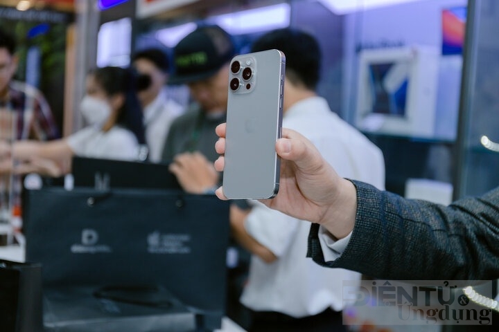 di dong viet hot bac dip black friday 2023