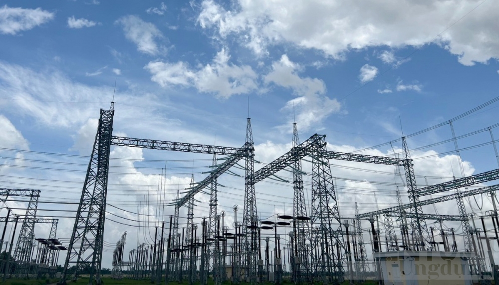 Đóng điện máy biến áp 500/220kV Long Phú: Tăng cường đảm bảo điện cho Đồng bằng sông Cửu Long