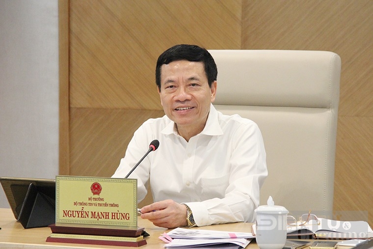 dot pha de tao su thay doi can ban ve dich vu cong truc tuyen