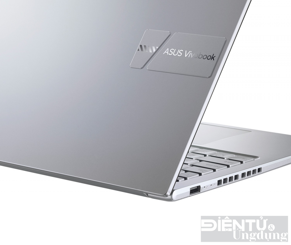 editors choice 2023 asus zenbook 15 oled laptop dan dau xu huong