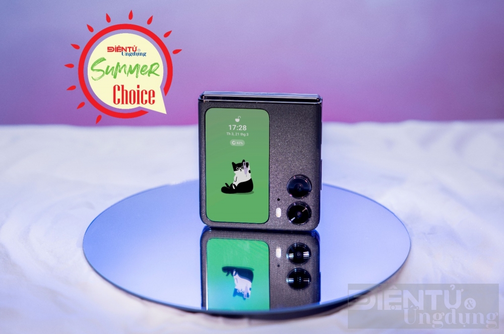 editors choice 2023 oppo find n2 flip smartphone man hinh gap duoc yeu thich nhat