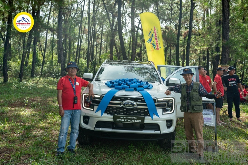 ford everest platinum 2024 ngoi sao sang tai bigoff fe hue 2024