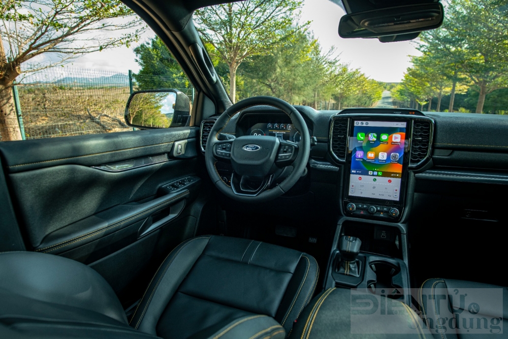 ford everest wildtrak dep manh da dung