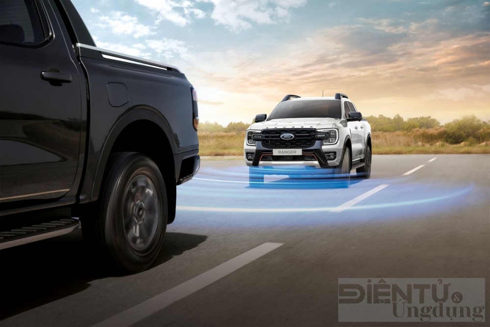 ford ranger stormtrak cuoc choi moi cua nguoi dan dau