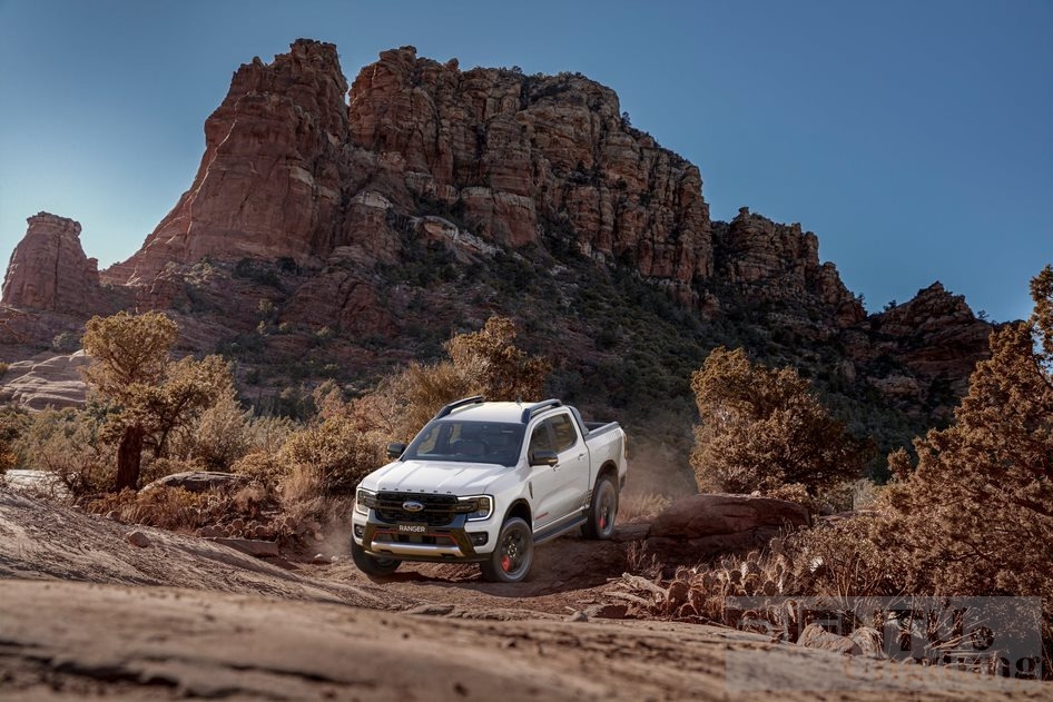 ford ranger stormtrak cuoc choi moi cua nguoi dan dau