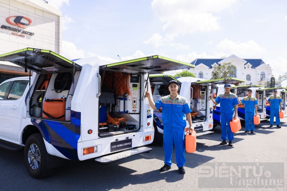 ford viet nam trien khai dich vu luu dong 4 gio tai ha noi