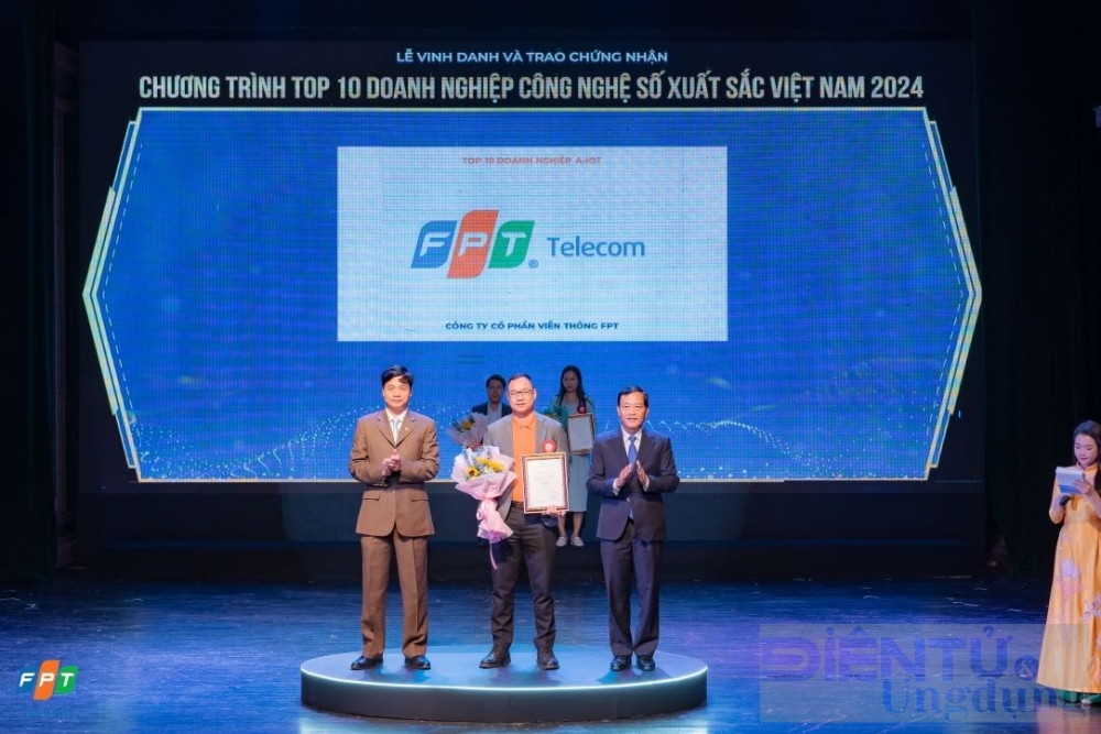 fpt telecom lot top 10 doanh nghiep cong nghe so xuat sac viet nam 2024