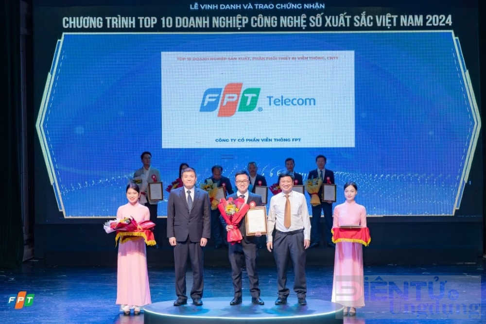 fpt telecom lot top 10 doanh nghiep cong nghe so xuat sac viet nam 2024