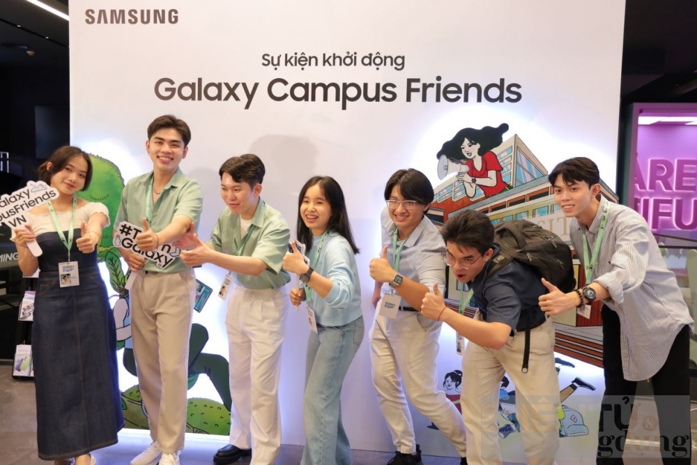 galaxy campus friends mua 1 da goi ten 50 sinh vien xuat sac nhat