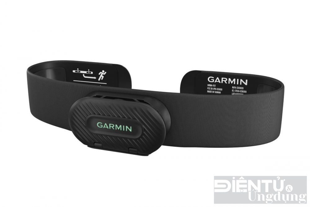 garmin ra mat dong ho chay bo gps forerunner 165 series va cam bien nhip tim hrm fit